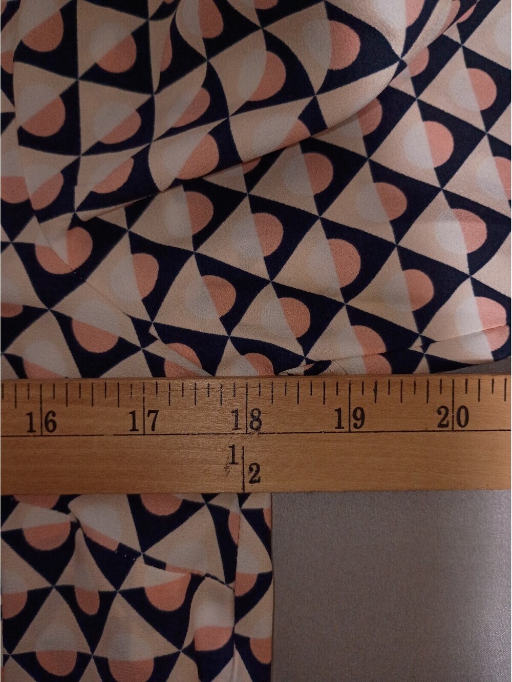 Merona Small Navy Peach Geometric Print 3/4 Sleeve Blouse - Picture 8 of 11